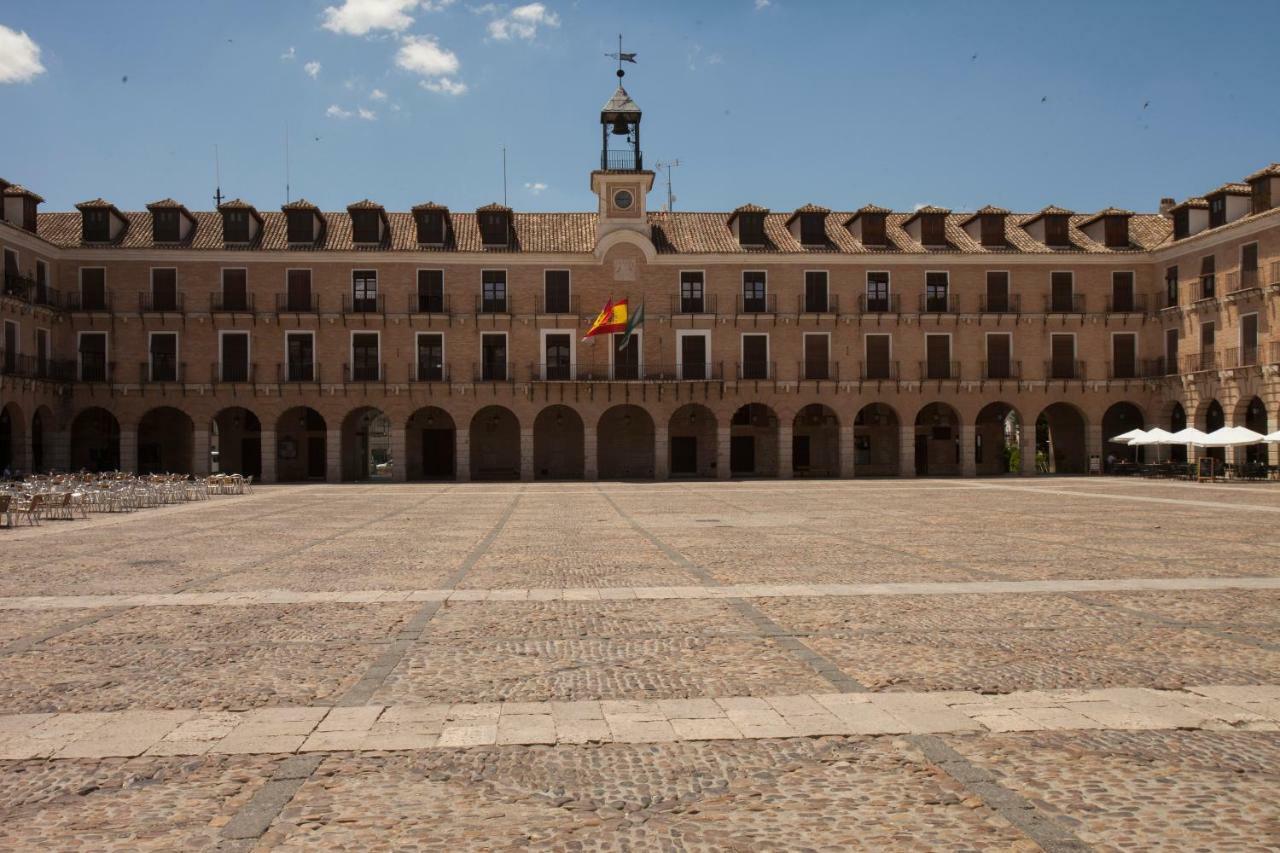 Hotel Plaza Mayor Ocaña Esterno foto